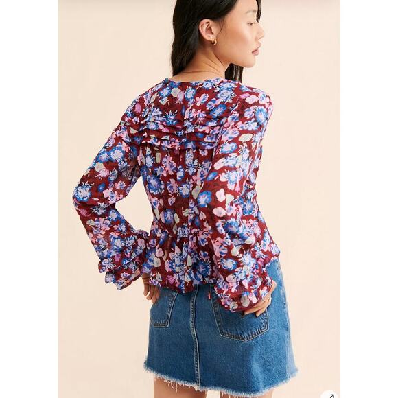 Free People women’s NWT’s Maybel floral blouse. Size XS - Picture 4 of 7